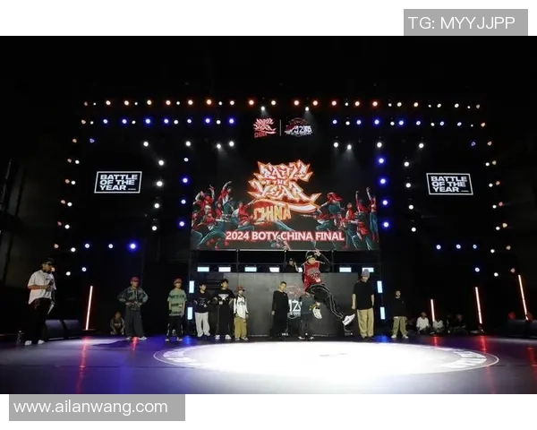 全国街舞大赛特别报道:重庆街舞队如何从零起步到全国舞台的辉煌历程